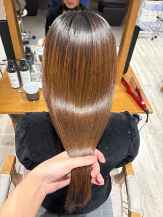 ロング 透明感/韓国風 HIRARIのヘアスタイル