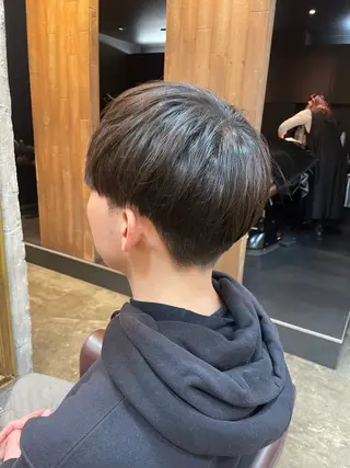 メンズ 梅本 春菜のヘアスタイル