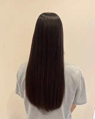 ロング パーマ 顔周りレイヤー／ 似合わせ／古津遼平のヘアスタイル