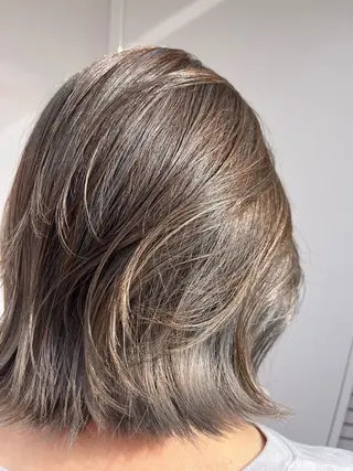 ショート 至福の時間を❤️ かめいまゆのヘアスタイル