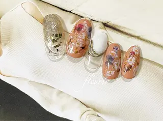 ネイル フルリール 【プライベートサロンのネイルデザイン