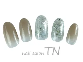 ネイル 寺嶋 ひなのネイルデザイン