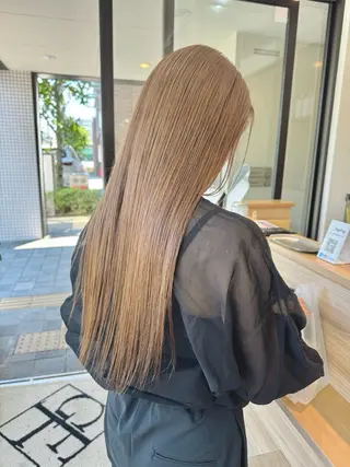 カラー KON所属・KON /nozomiのヘアスタイル