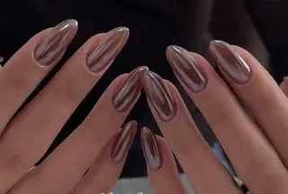 ネイル エ リのネイルデザイン