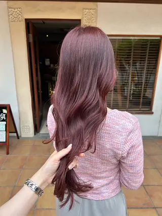 ロング カラー putri 川邉 優花のヘアスタイル