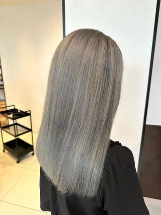 ロング カラー ヘアアレンジ EARTH長岡店🩵 石原莉穂のヘアスタイル