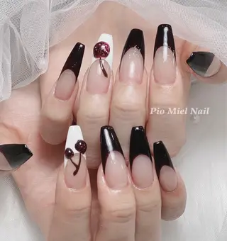 ネイル Pio Mielのネイルデザイン