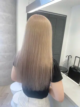 ロング カラー ハイトーン特化サロン 🍑momo🍑のヘアスタイル
