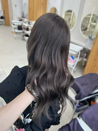 セミロング カラー 似合わせレイヤー/ 透明感カラーのヘアスタイル