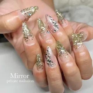 ネイル nailsalon Mirrorのネイルデザイン