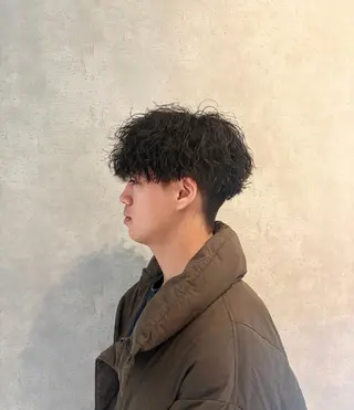 パーマ メンズ 中嶋 流生のヘアスタイル