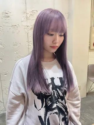 ロング カラー ハイトーン🦢 Natsumiのヘアスタイル