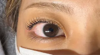 マツエク・マツパ パリジェンヌ/ 次世代パーマ/ユキナのマツエク・マツパデザイン