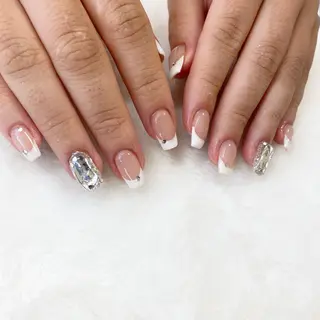 ネイル Laki nailのネイルデザイン