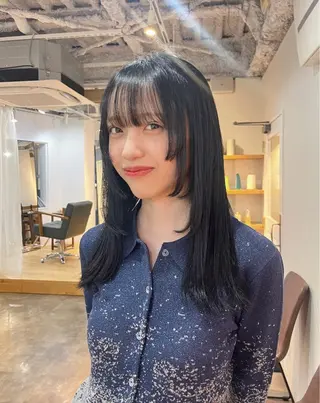 セミロング 義本 風佳のヘアスタイル