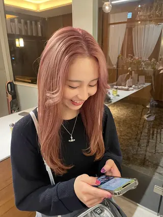 カラー 山下 悠月のヘアスタイル