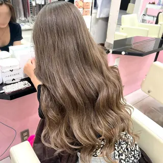 ロング SEASON 大阪梅田駅徒歩7分のヘアスタイル