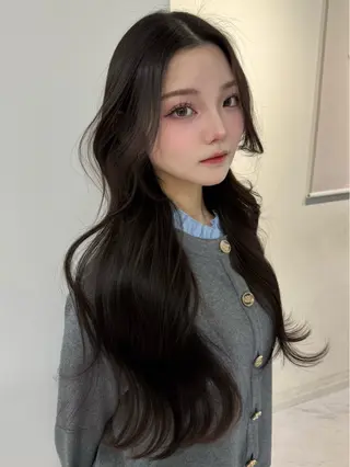 ロング Rita/髪質改善 /透明感カラーのヘアスタイル