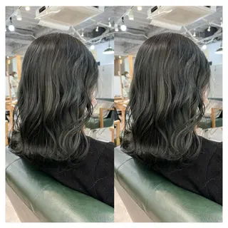 ミディアム カラー 村山 茉衣のヘアスタイル