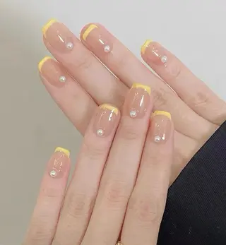 ネイル 高木 維麗絲のネイルデザイン