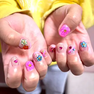 ネイル ぽっぷん satomiのネイルデザイン