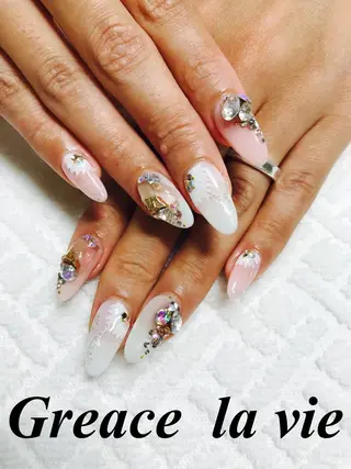 ロング カラー パーマ ヘアアレンジ キッズ ネイル マツエク・マツパ Greace la vie所属・Greace  la vieのネイルデザイン