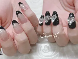 カラー ネイル 芦辺 香奈のネイルデザイン