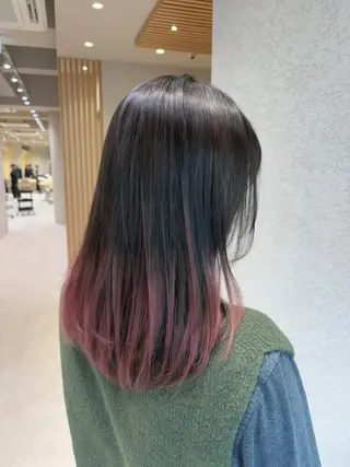 セミロング ブリーチ🌟リタッチ 🎠KANON🎡のヘアスタイル