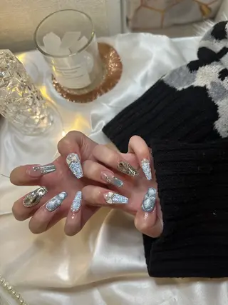ネイル Nailsalon SKiのネイルデザイン