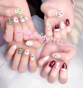 ネイル pink ladyサロン所属・べ にのネイルデザイン