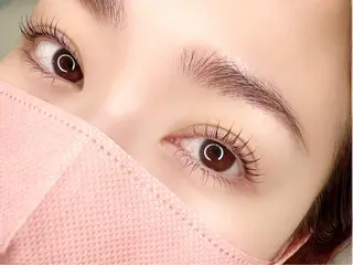 マツエク・マツパ THLEE eyelashの眉毛・アイブロウイメージ