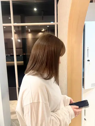 セミロング カラー 艶カラー/透明感 /ヒグチアオイのヘアスタイル