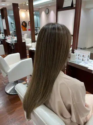ロング カラー 🪞透けヘア髪質改善 艶ベージュ/nagiのヘアスタイル