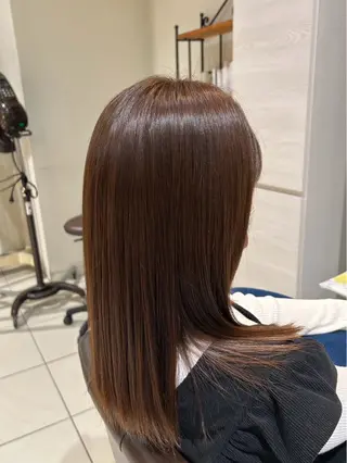 ミディアム 手塚 佑樹のヘアスタイル