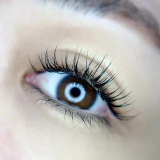 マツエク・マツパ Emio所属・喜多 歩 高の原のエステ・リラクイメージ