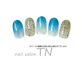 ネイル 中島 実穂のネイルデザイン