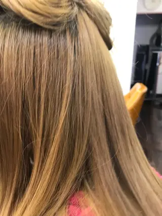 セミロング カラー 桧山 真のヘアスタイル