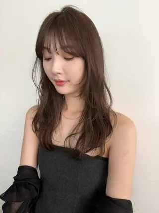 ロング SHEA.所属・表参道SHEA Am i／レイヤーカットのヘアスタイル