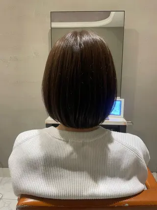ショート 頭から整える美容師 松田のヘアスタイル