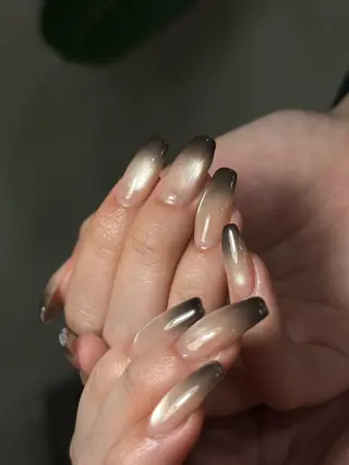 ネイル neouv所属・NEOUV_ mikuのネイルデザイン