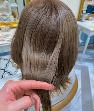 ミディアム カラー レイヤーと顔まわり 大好き❣️関口拓馬のヘアスタイル