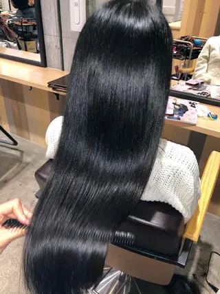 ロング カラー 佐藤 高徳のヘアスタイル