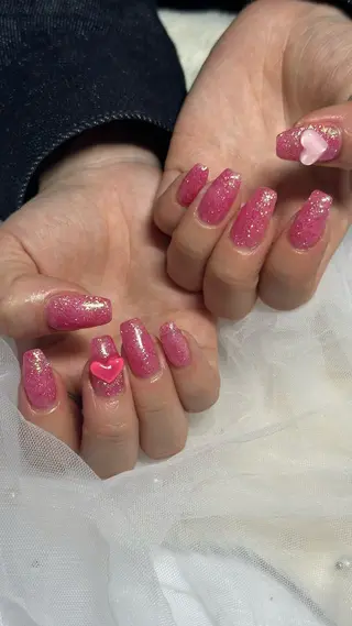 ミディアム yuka ♡のネイルデザイン