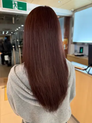 ロング ツチダ ヒナのヘアスタイル