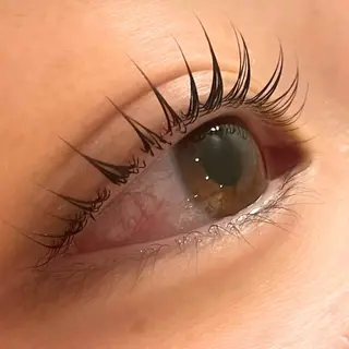 マツエク・マツパ HANAKO 　西村 梓のマツエク・マツパデザイン