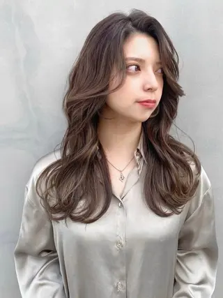 ロング カラー レイヤー/顔周り /透明感🩶高橋大のヘアスタイル