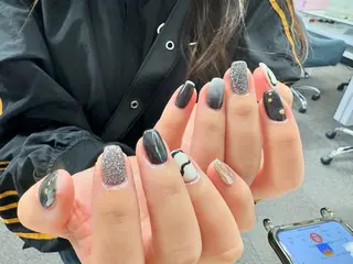 ネイル tsumeasobi所属・tsumeasobi 🪬macoのネイルデザイン