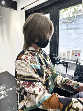 ミディアム カラー REAL 心斎橋所属・ブリーチ/ベージュ /デザイン/ナツミのヘアスタイル