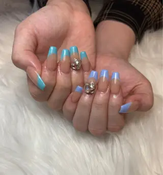 ネイル ulu nailsalon所属・ulu nail しえるのネイルデザイン