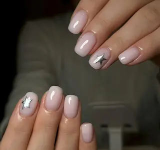 ネイル Pure&Rich Nailのネイルデザイン